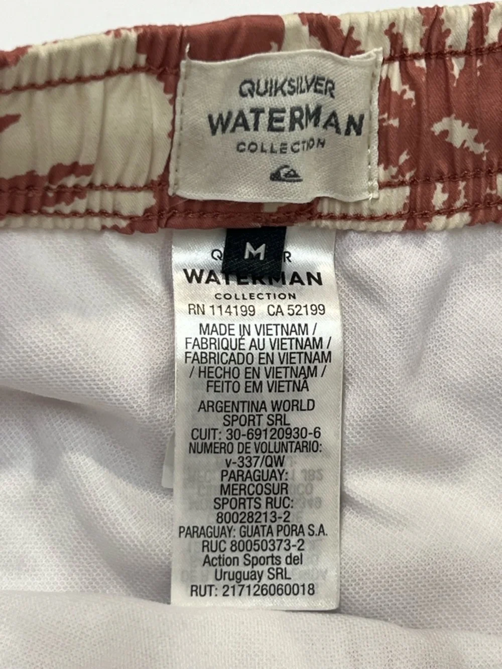 Quiksilver Waterman Floral Board Shorts Salmon White Tropical Mens size Med Surf